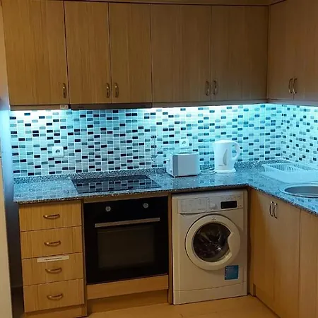 Village P4 아파트 페티예