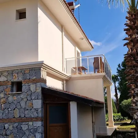 Appartement Village P4 *